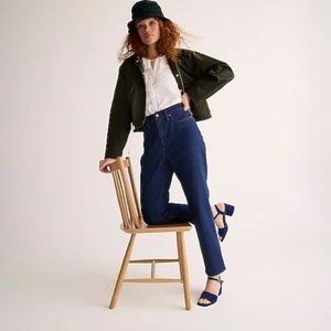 NWT - J. Crew 90’s Classic Straight Curvy Jean in Rinse wash, size 29